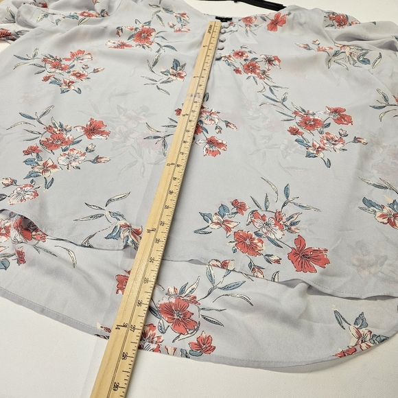 Torrid Womens Blouse Size 6x 30 Harper Georgette V-Neck Ruched Sleeve Blouse NWT - Picture 4 of 10